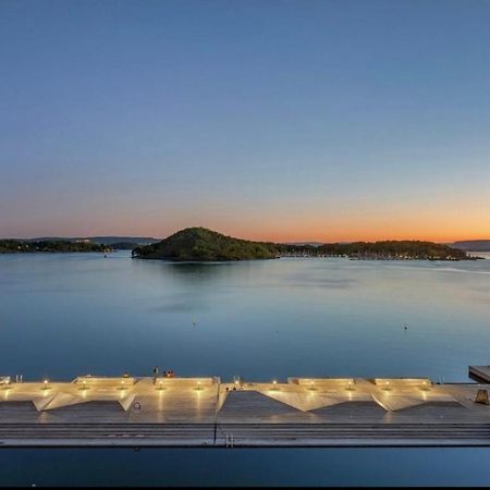 Oceanfront Apartment - Oslo Central - Private Patio エクステリア 写真