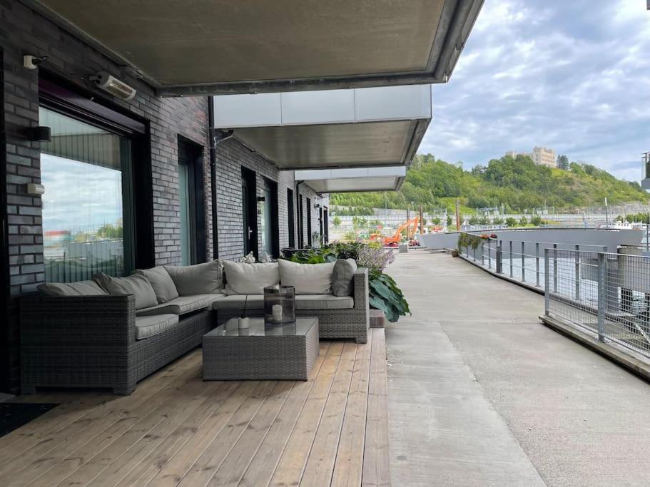 Oceanfront Apartment - Oslo Central - Private Patio エクステリア 写真